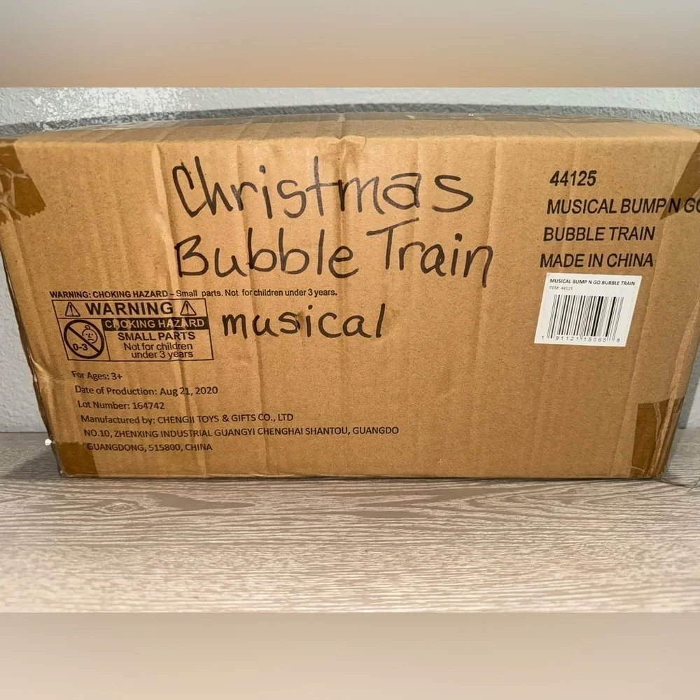 Musical Bump N Go bubble Train - Bubble Dispenser -
